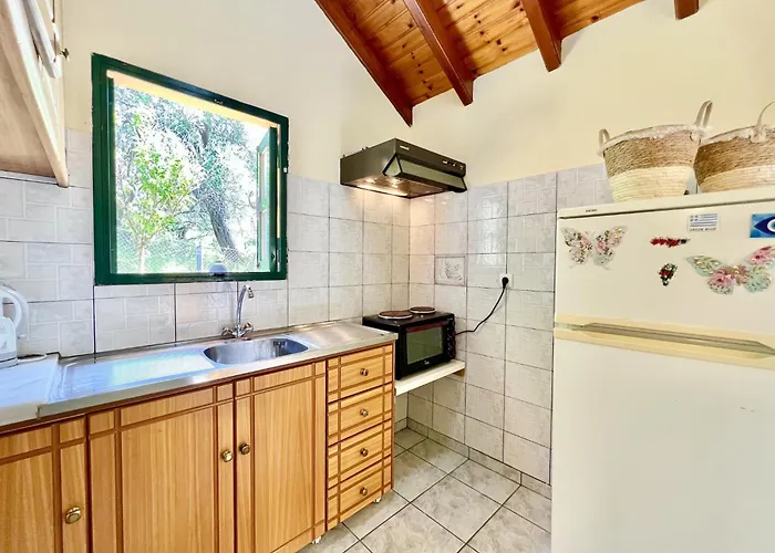 Semesteranläggning (resort) Renas Near By Dadovillas Roda (Corfu)