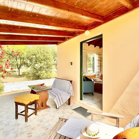 Renas Near By Dadovillas Resort *