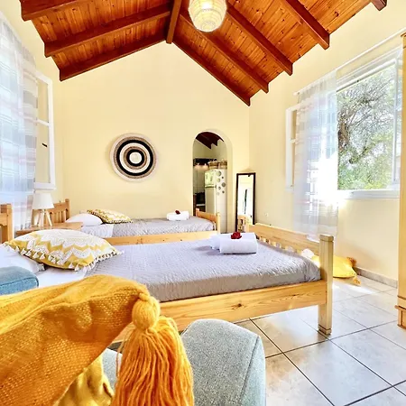 Station touristique Renas Near By Dadovillas Roda (Corfu)