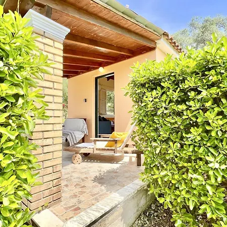 Renas Near By Dadovillas אתר נופש *